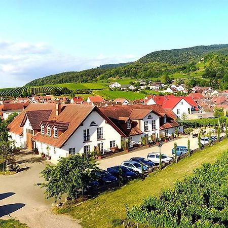 Das Landhotel Weingut Gernert Sankt Martin Esterno foto
