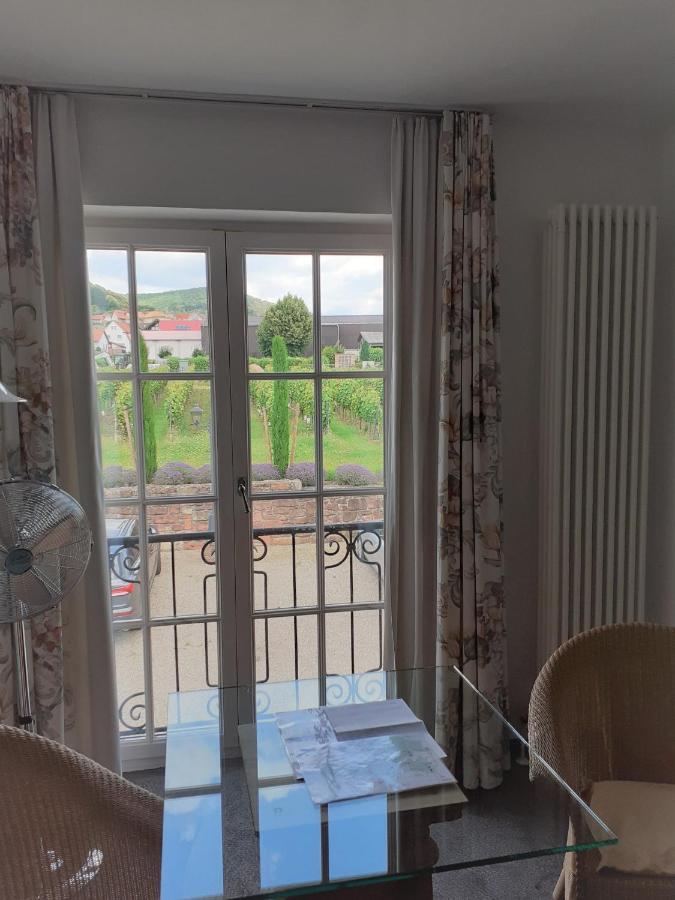 Das Landhotel Weingut Gernert Sankt Martin Esterno foto