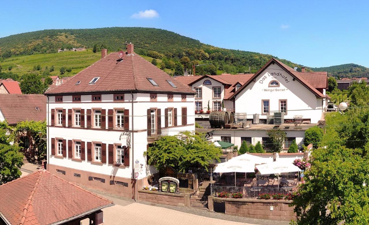 Das Landhotel Weingut Gernert Sankt Martin Esterno foto